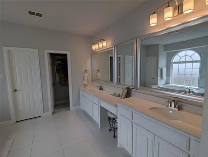 $1,200,000 | 508 Tennington Lane, Shady Shores, TX 76208