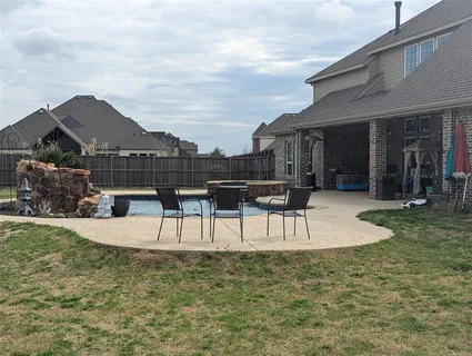 $1,200,000 | 508 Tennington Lane, Shady Shores, TX 76208