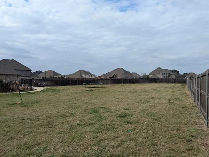 $1,200,000 | 508 Tennington Lane, Shady Shores, TX 76208