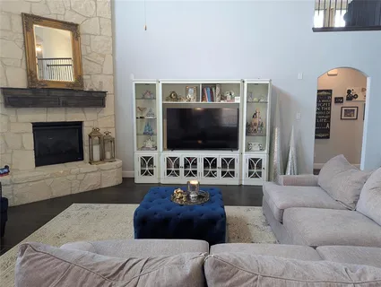 $1,200,000 | 508 Tennington Lane, Shady Shores, TX 76208