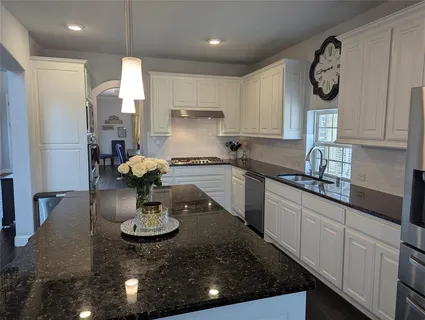 $1,200,000 | 508 Tennington Lane, Shady Shores, TX 76208