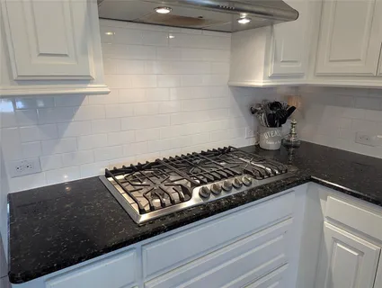 $1,200,000 | 508 Tennington Lane, Shady Shores, TX 76208