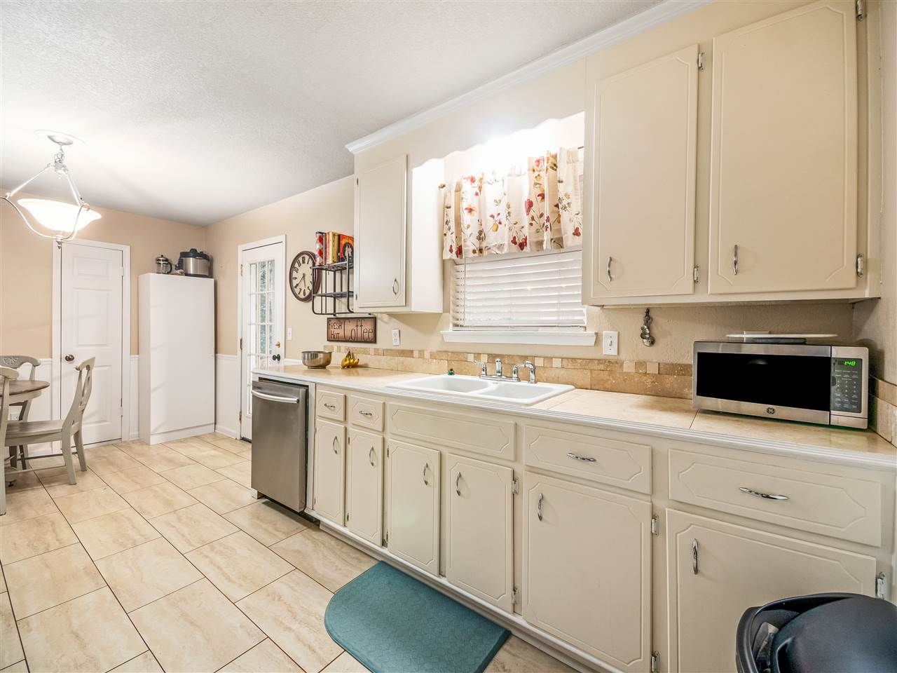 6630 Helms Road Pensacola, FL 32526 - Photo 14 of 39