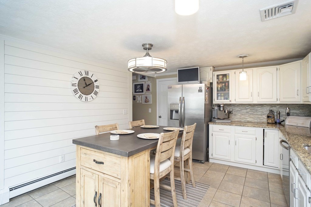 170 Broadway Taunton, MA 02780 - Photo 12 of 40