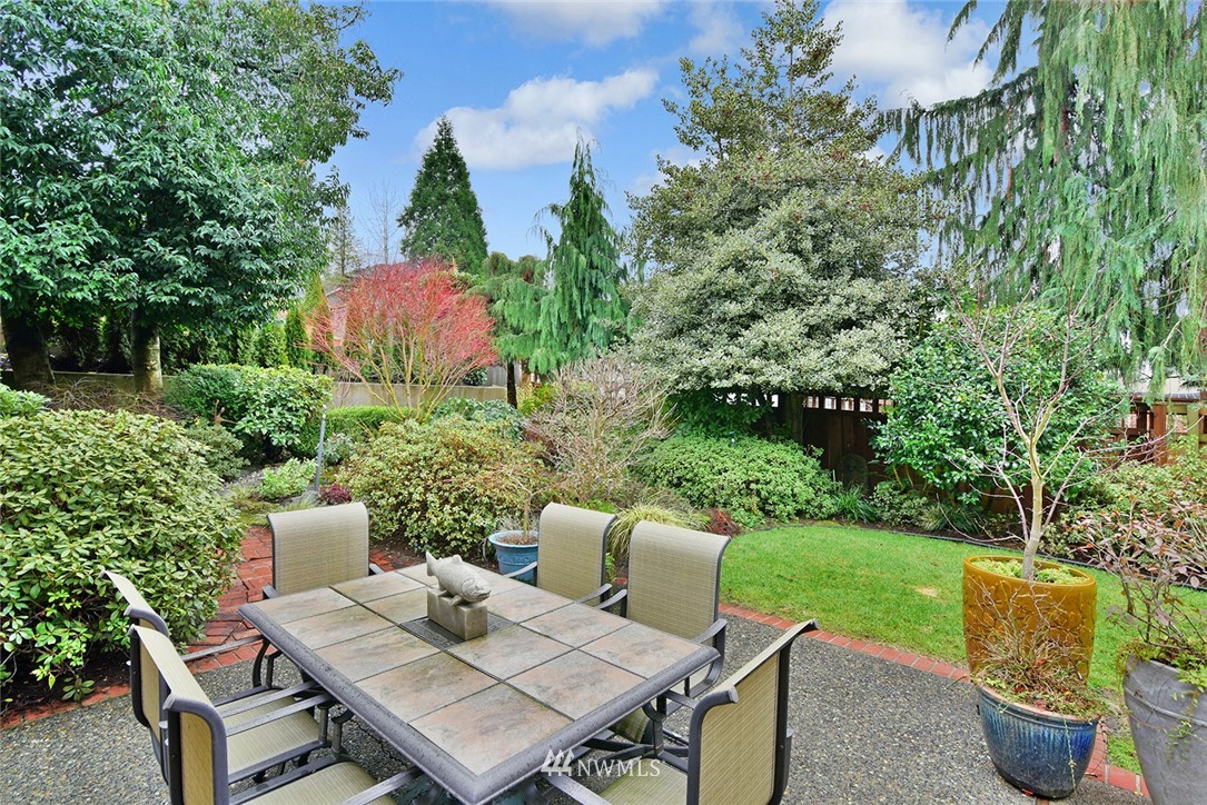 10109 Northeast 153rd Street Bothell, WA 98011 - Photo 22 of 25 Gallery Image 22