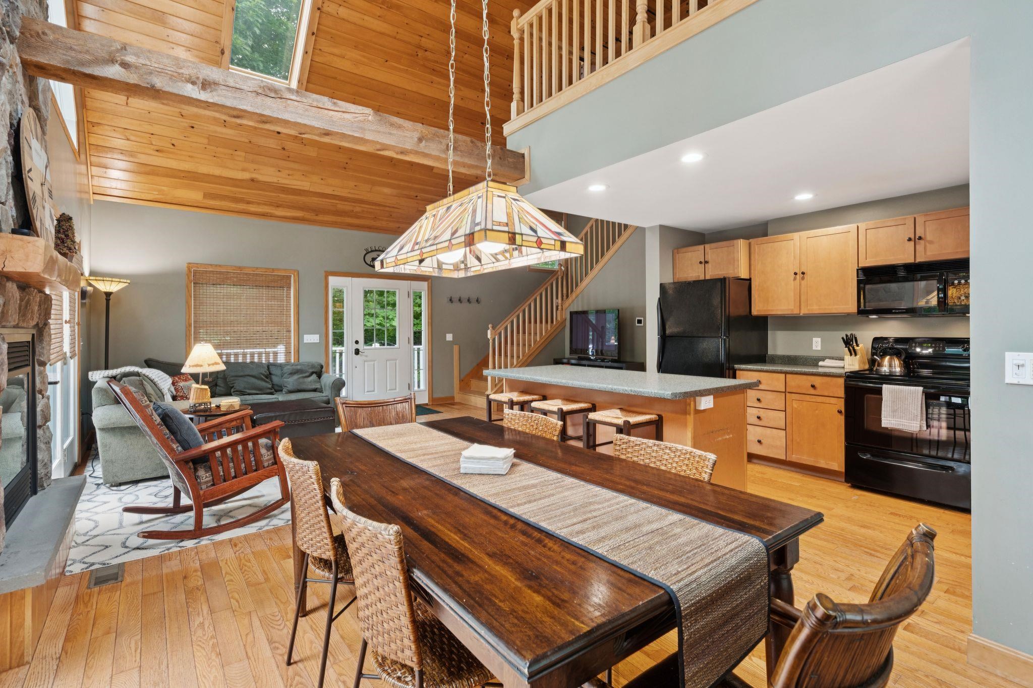 354 Cherry Valley Road Gilford, NH 03249 - Photo 9 of 47