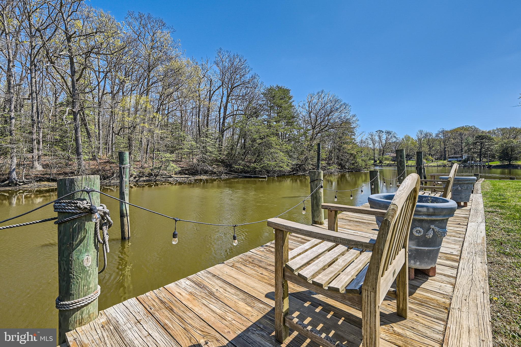 1722 Anne Avenue Baltimore, MD 21221 - Photo 3 of 28 a view of a balcony with two chairs and a table