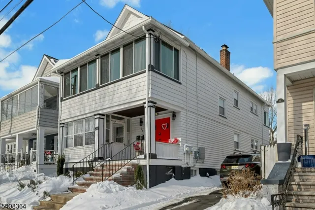 $2,100 | 26 Grenada Place, Unit 1, Montclair, NJ 07042