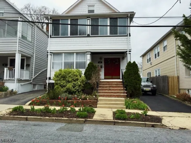 $2,100 | 26 Grenada Place, Unit 1, Montclair, NJ 07042