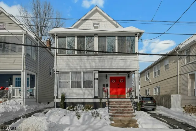 $2,100 | 26 Grenada Place, Unit 1, Montclair, NJ 07042