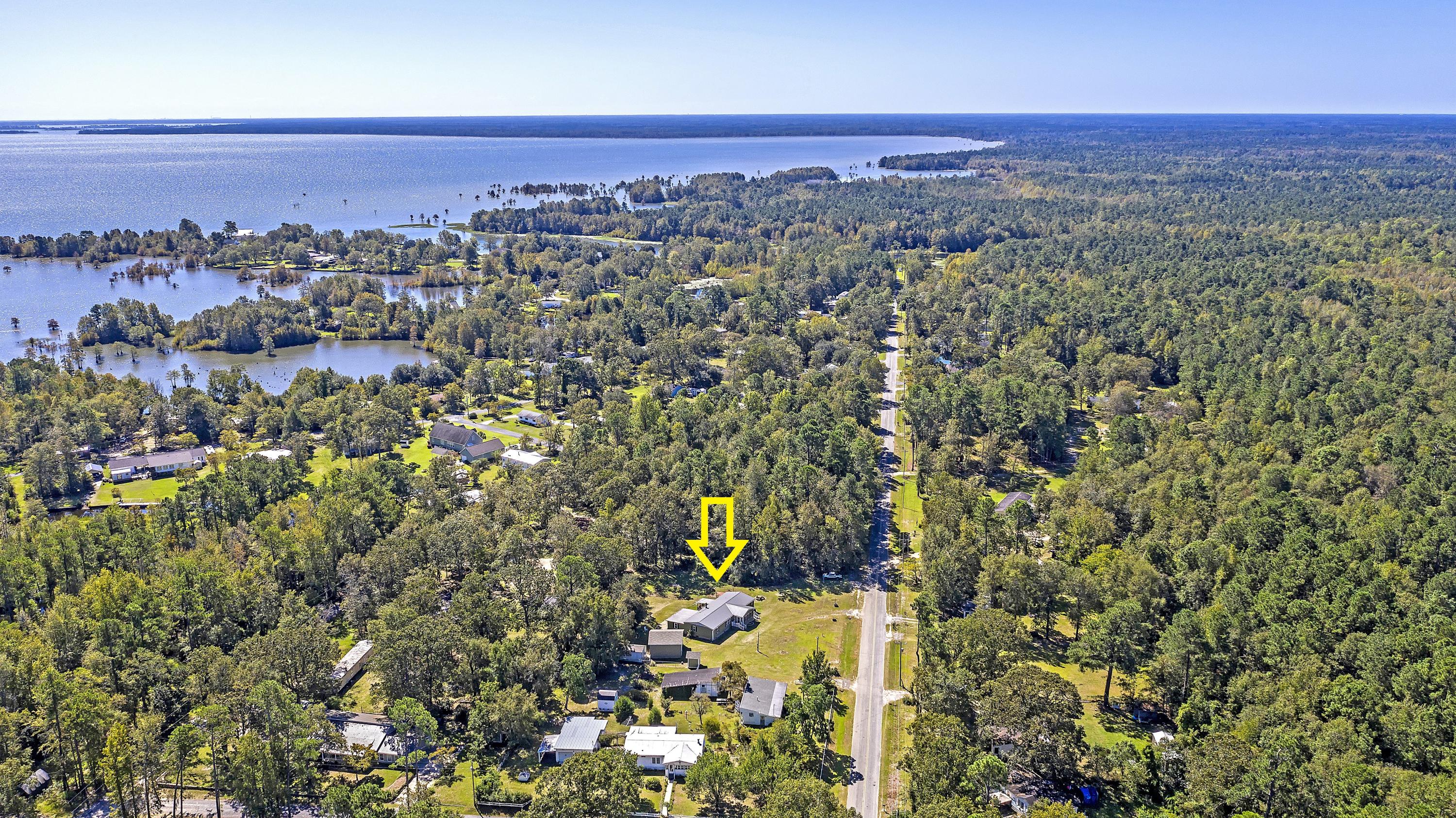 1064 Longpoint Road Cross, SC 29436 - Photo 17 of 50 DJI_0164 copy Arrow