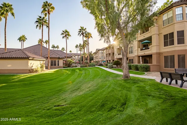 $299,990 | 14950 West Mountain View Boulevard, Unit 2312, Surprise, AZ 85374