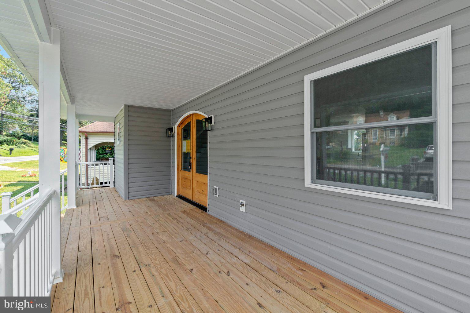 1015 Chesaco Avenue Baltimore, MD 21237 - Photo 3 of 41