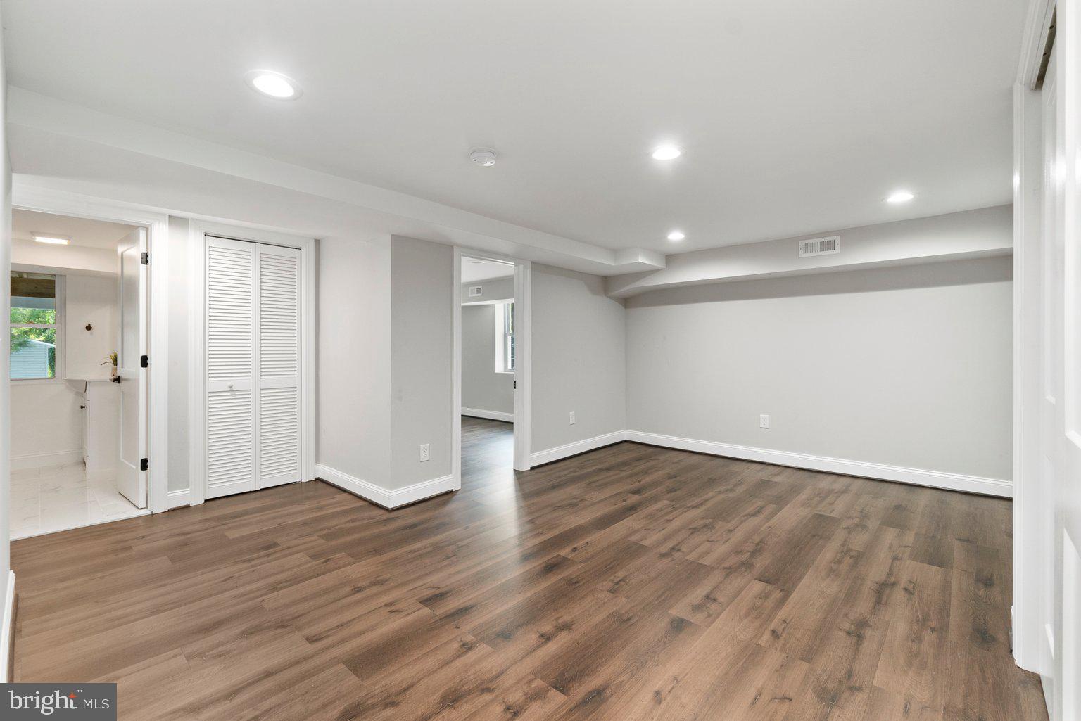 1015 Chesaco Avenue Baltimore, MD 21237 - Photo 31 of 41