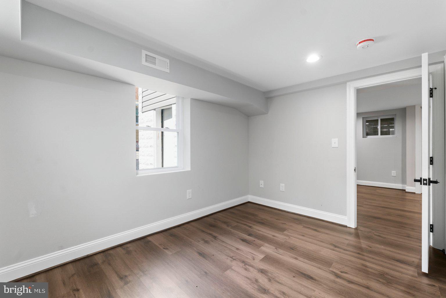 1015 Chesaco Avenue Baltimore, MD 21237 - Photo 35 of 41