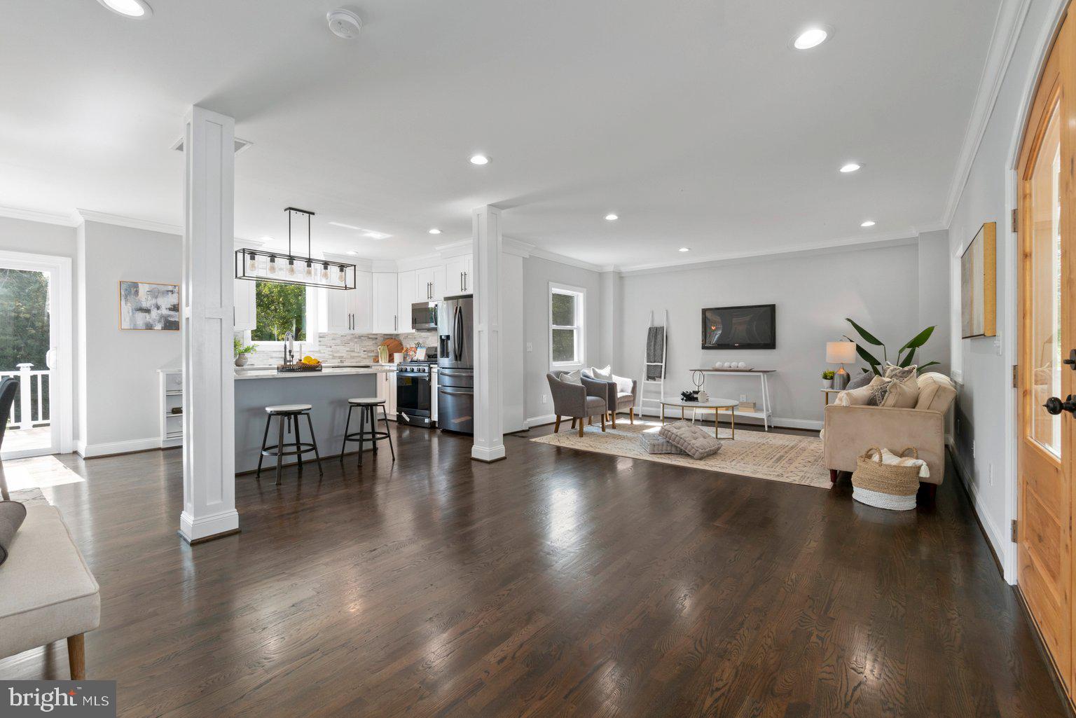 1015 Chesaco Avenue Baltimore, MD 21237 - Photo 6 of 41