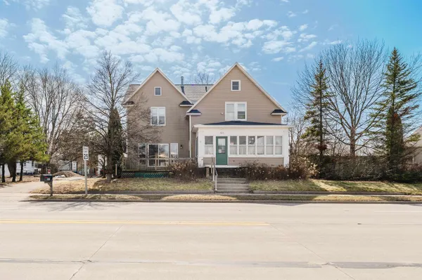 $300,000 | 303 East Main Street, Wautoma, WI 54982