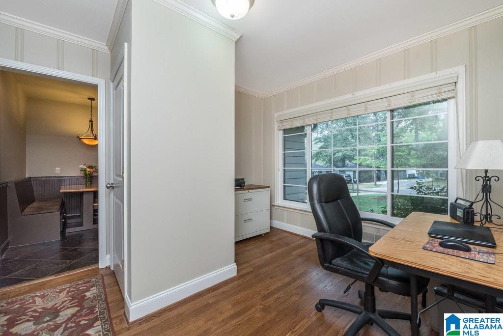 539 Cliff Place Birmingham, AL 35209 - Photo 10 of 33