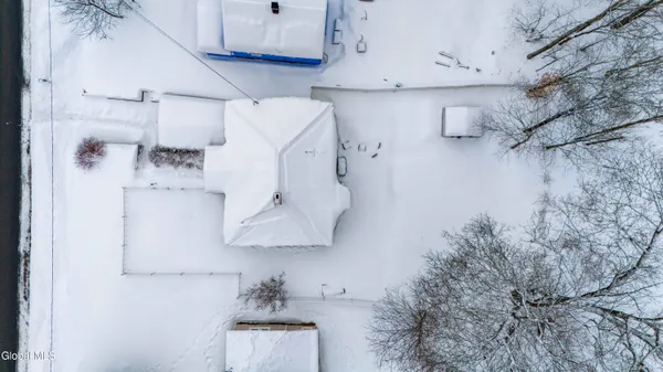 $280,000 | 165 County Highway 123, Mayfield, NY 12117