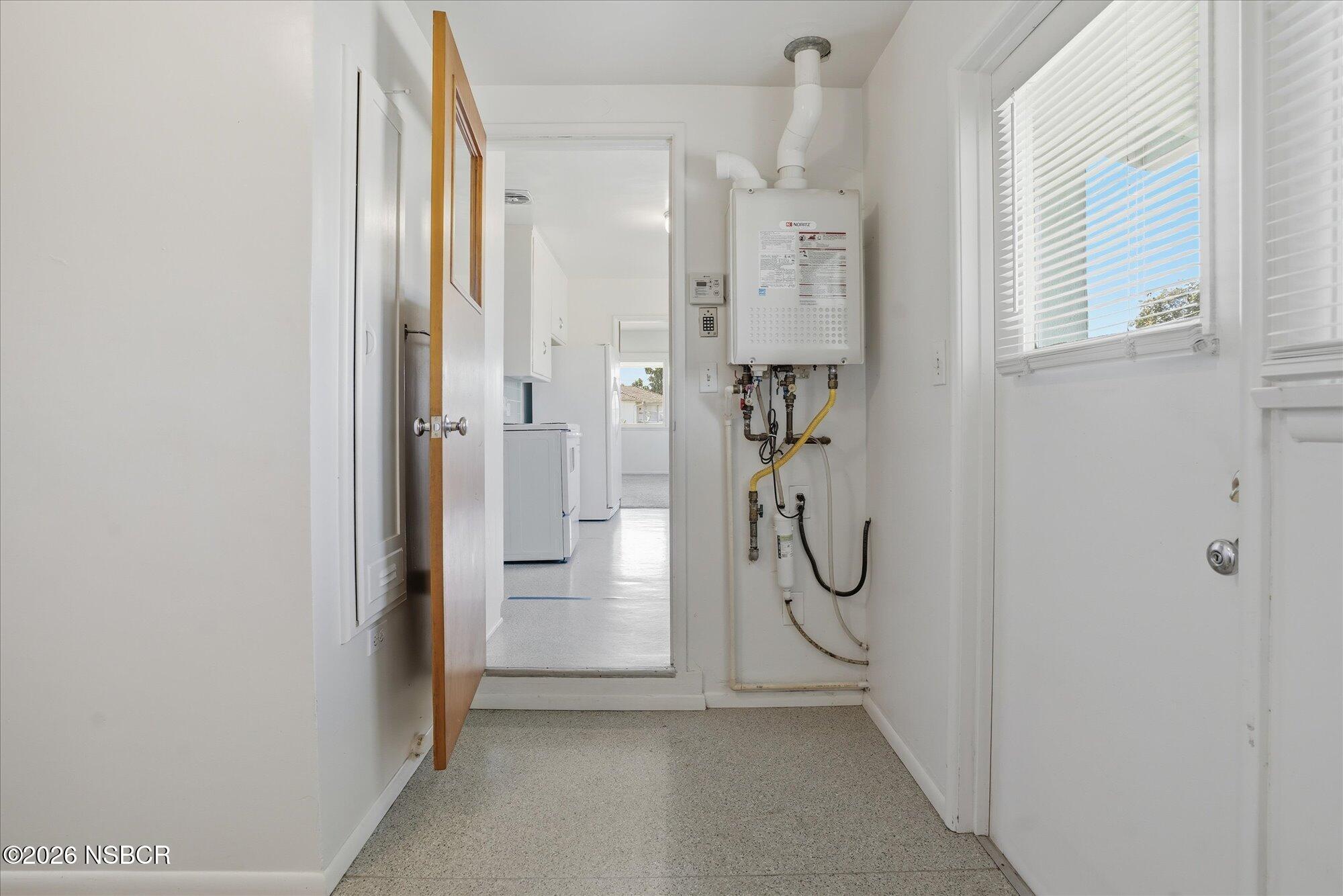 801 East Cook Street Santa Maria, CA 93454 - Photo 7 of 17 13-801E_Cook_13