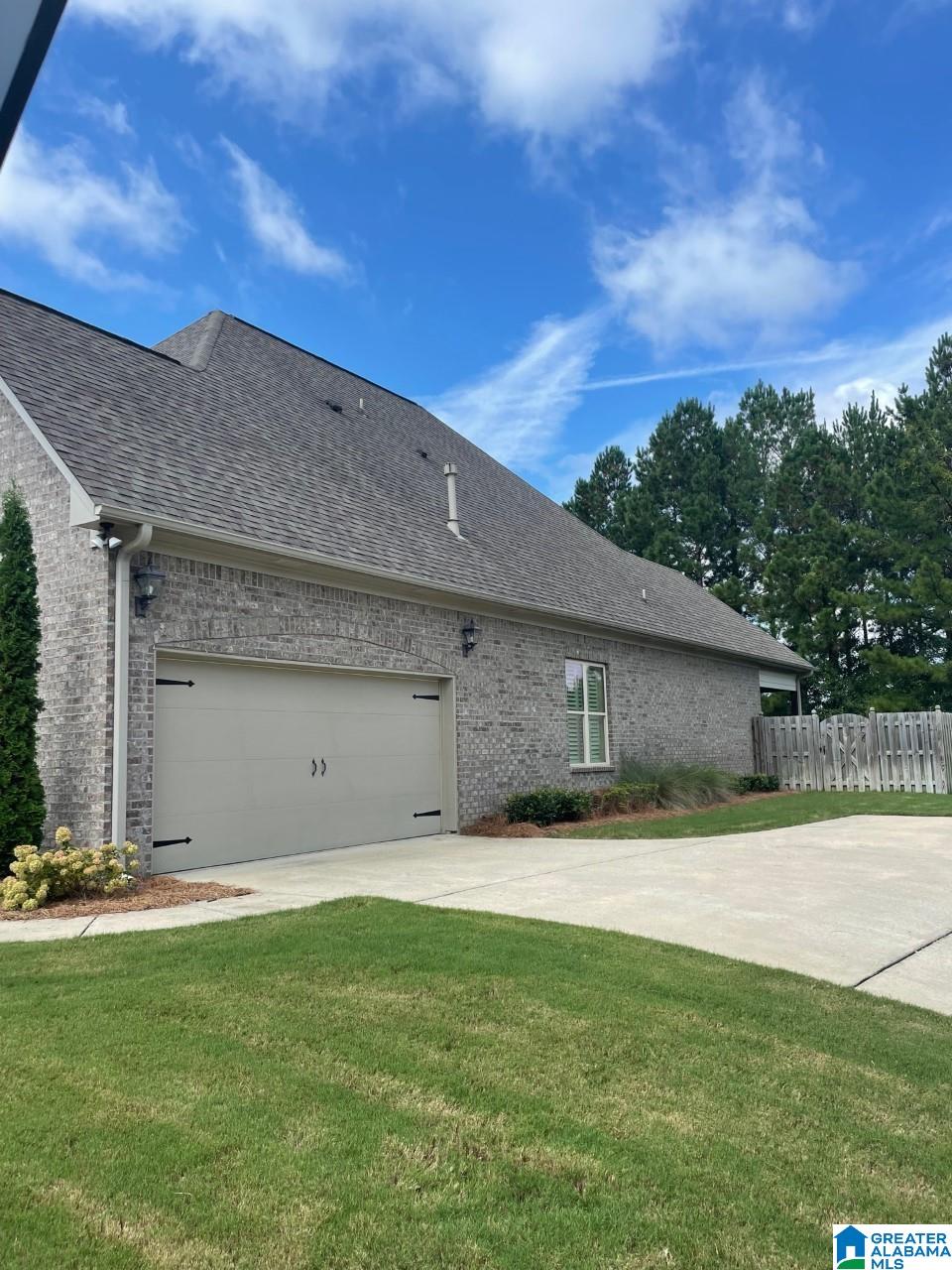 404 Grayson Way Chelsea, AL 35043 - Photo 2 of 33