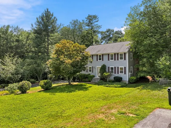 $999,900 | 4 Dundas Avenue, Andover, MA 01810