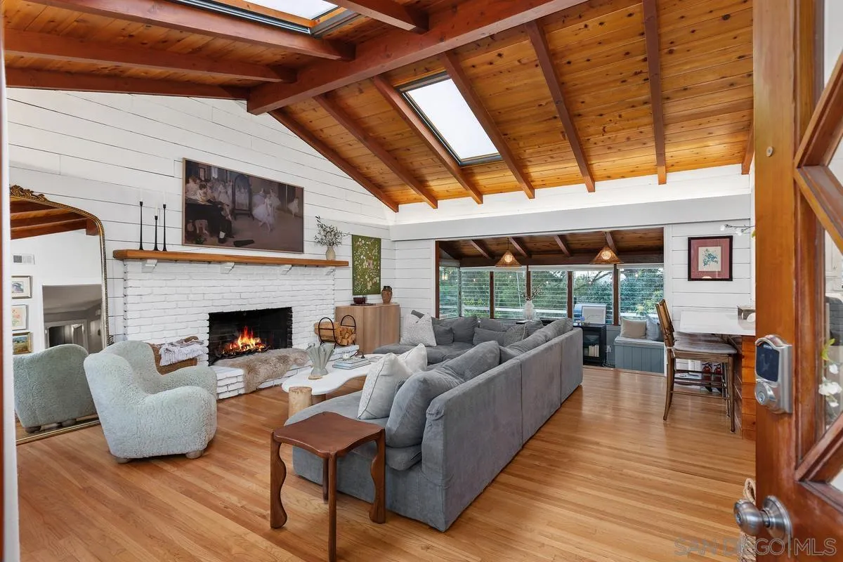 1051 Crest View Road Vista, CA 92081 - Photo 2 of 55