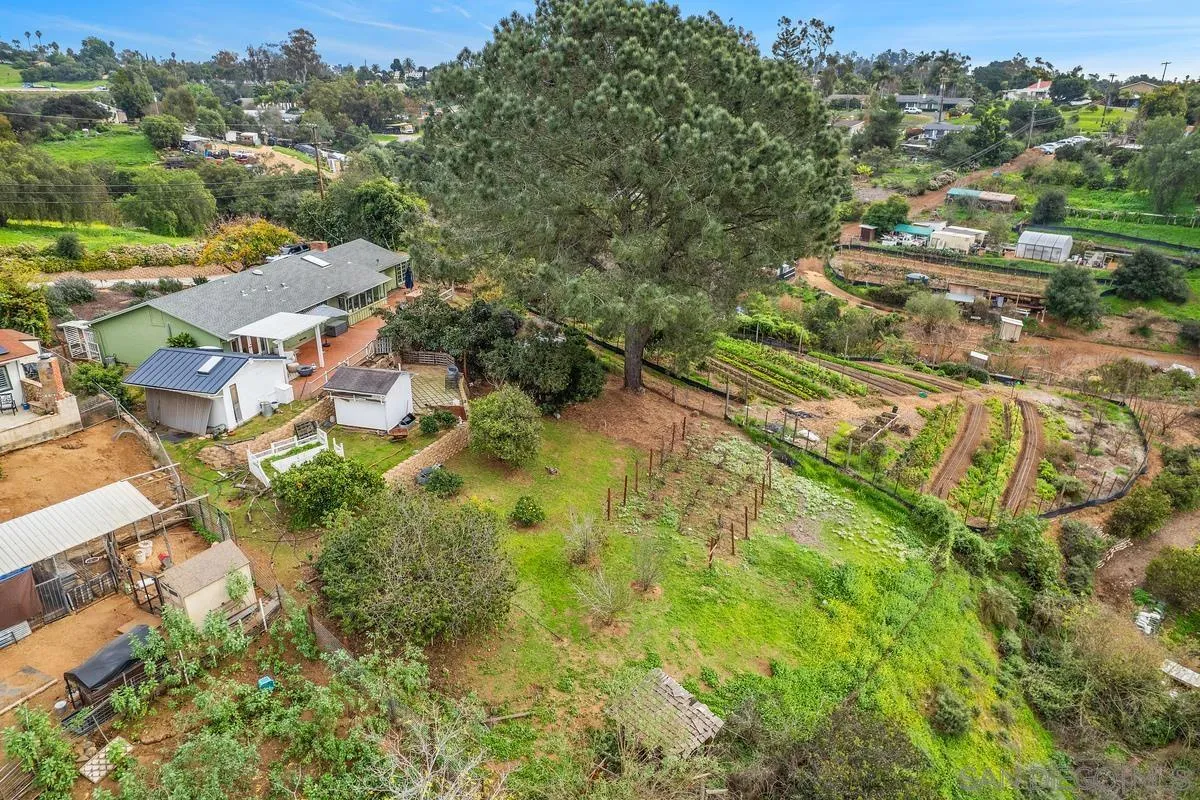 1051 Crest View Road Vista, CA 92081 - Photo 45 of 55