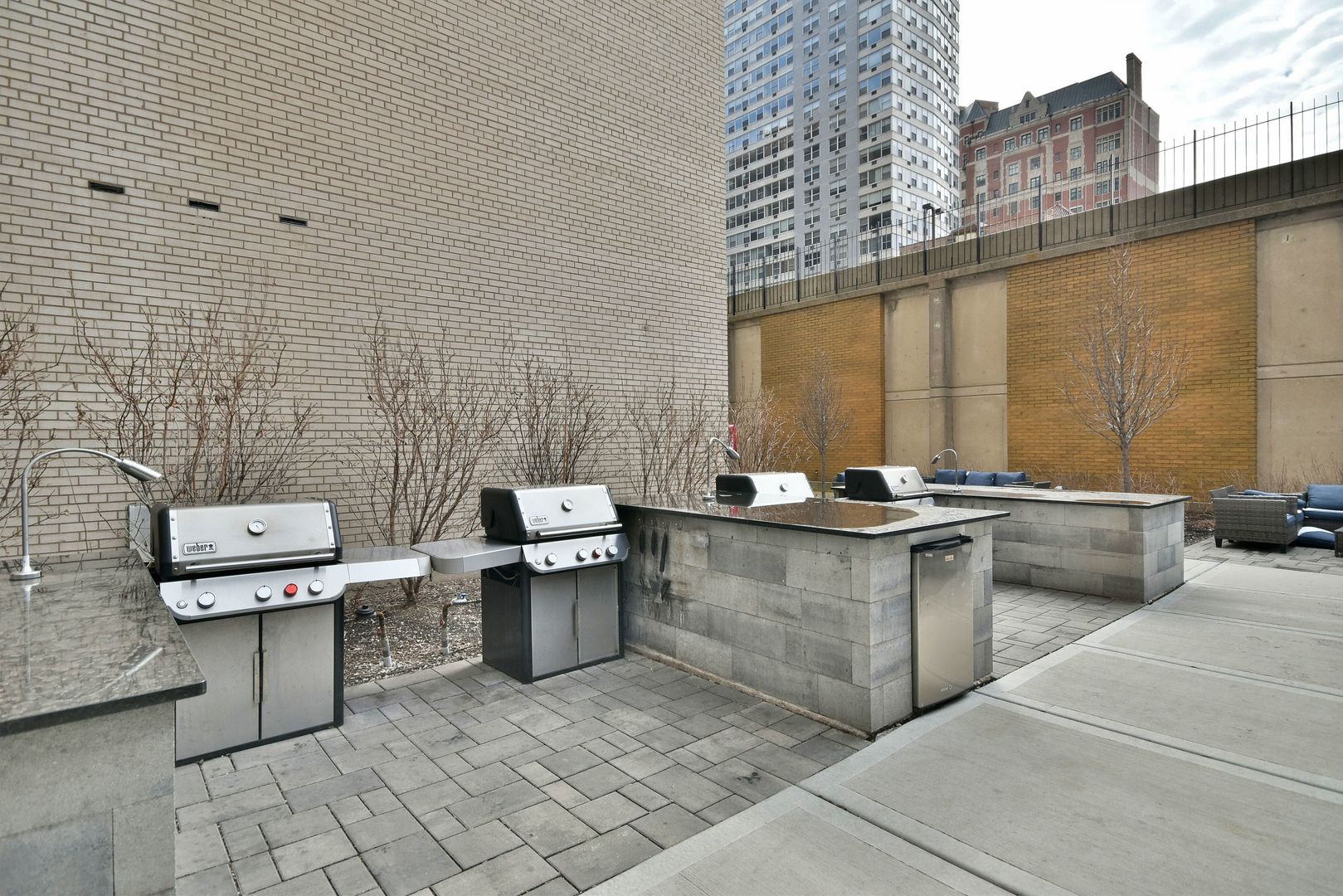 3950 North Lake Shore Drive, Unit 1202 Chicago, IL 60613 - Photo 29 of 32 a view of a terrace with chairs