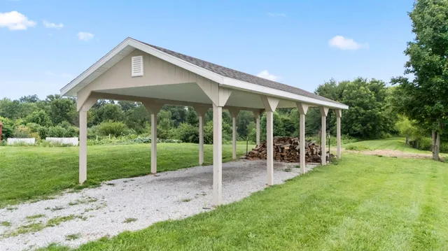 $1,200,000 | 9141 West Sr 56, Lexington, IN 47138