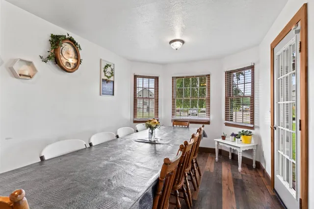 $1,200,000 | 9141 West Sr 56, Lexington, IN 47138