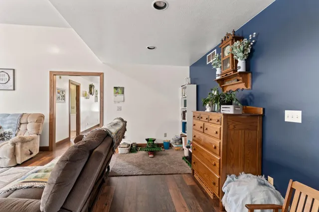 $1,200,000 | 9141 West Sr 56, Lexington, IN 47138