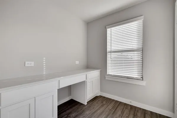 $2,800 | 364 Braves Way, Lavon, TX 75166