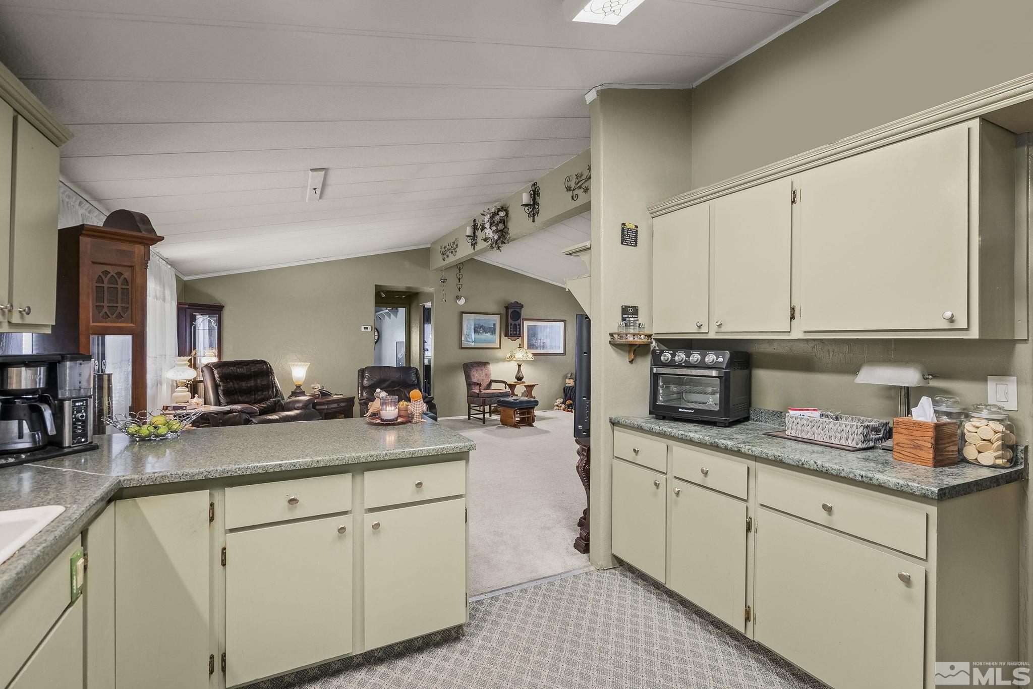 580 Magnolia Way Reno, NV 89506 - Photo 10 of 28 Photo 10