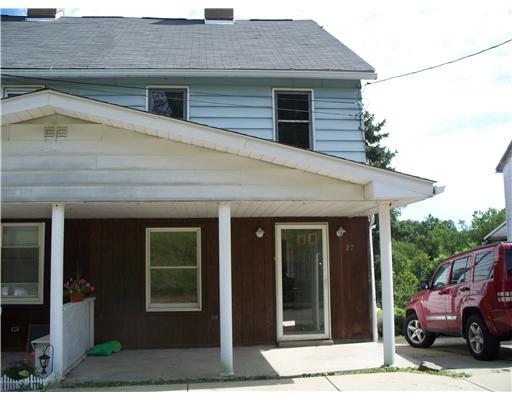 27 Maple Street Ellsworth, PA 15331 - Photo 1 of 10 Exterior Front.