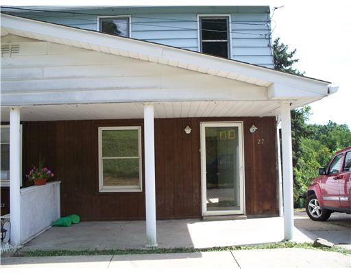 27 Maple Street Ellsworth, PA 15331 - Photo 2 of 10 Exterior Front.