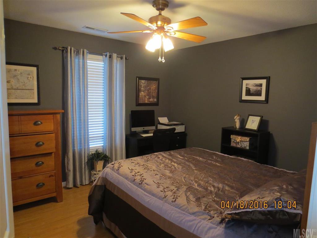 1838 Piper's Ridge Circle Northwest Conover, NC 28613 - Photo 11 of 23 Gallery Image 11