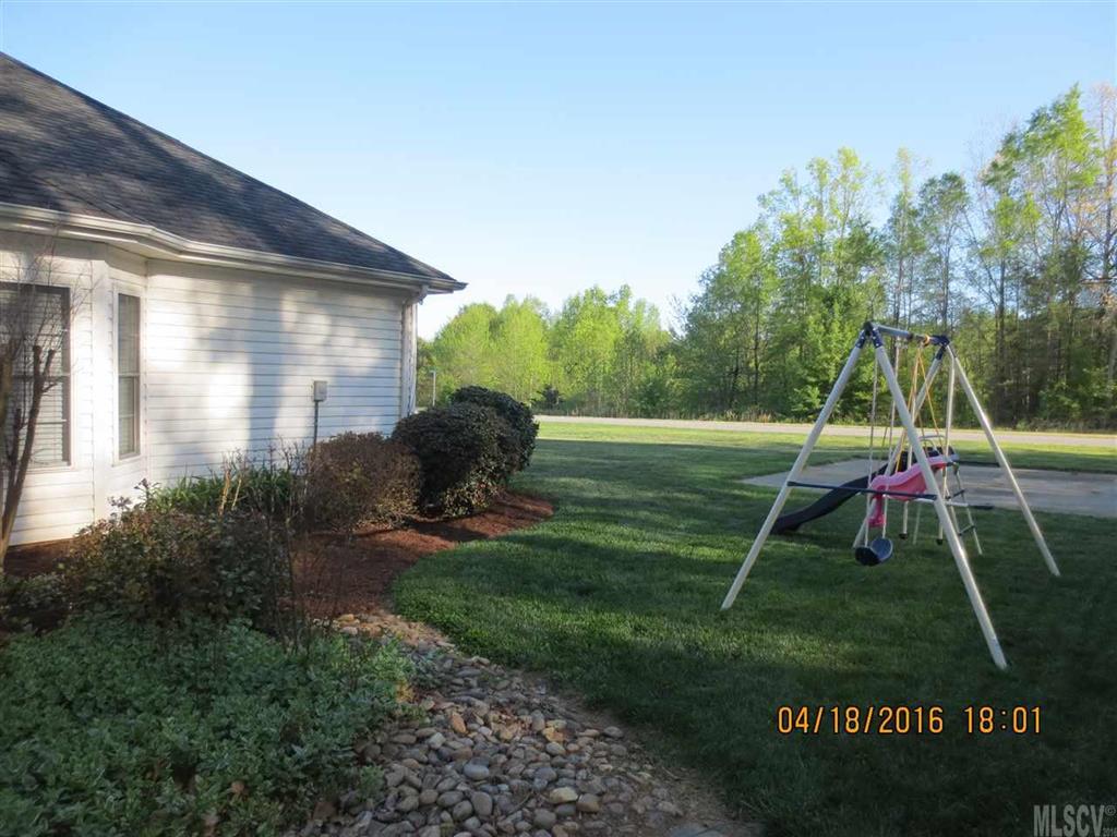 1838 Piper's Ridge Circle Northwest Conover, NC 28613 - Photo 16 of 23 Gallery Image 16