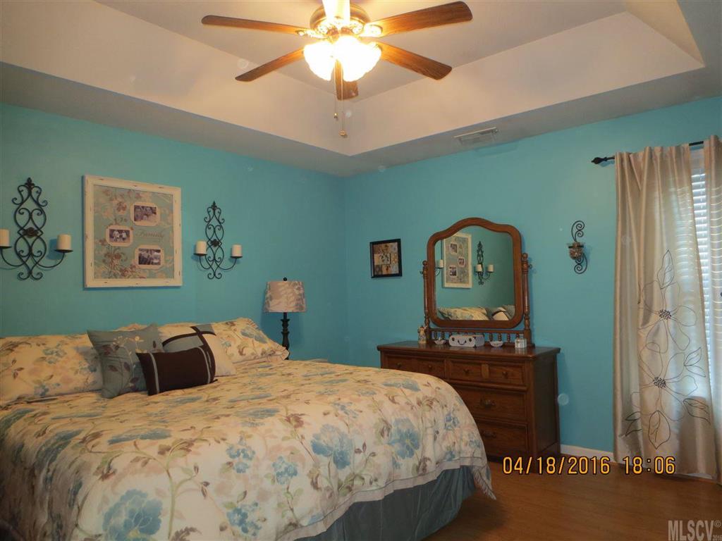 1838 Piper's Ridge Circle Northwest Conover, NC 28613 - Photo 3 of 23 Gallery Image 3