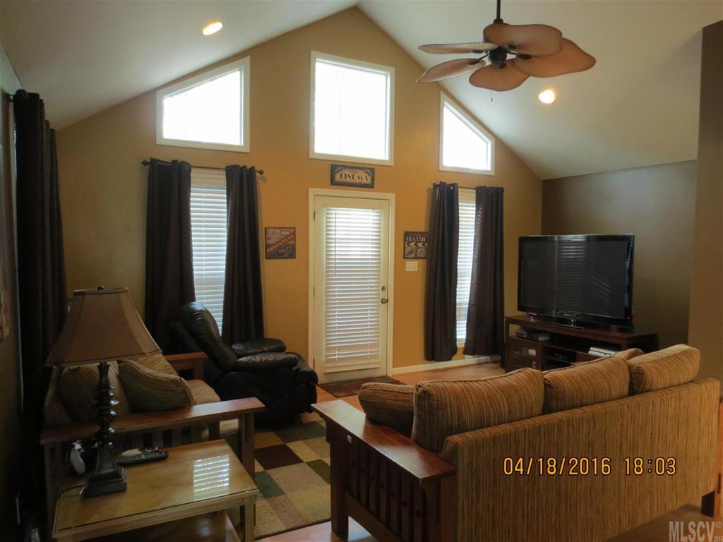 1838 Piper's Ridge Circle Northwest Conover, NC 28613 - Photo 7 of 23 Gallery Image 7
