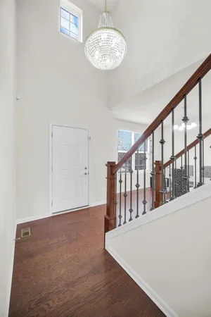 $675,000 | 4255 Fraser Circle, Naperville, IL 60564