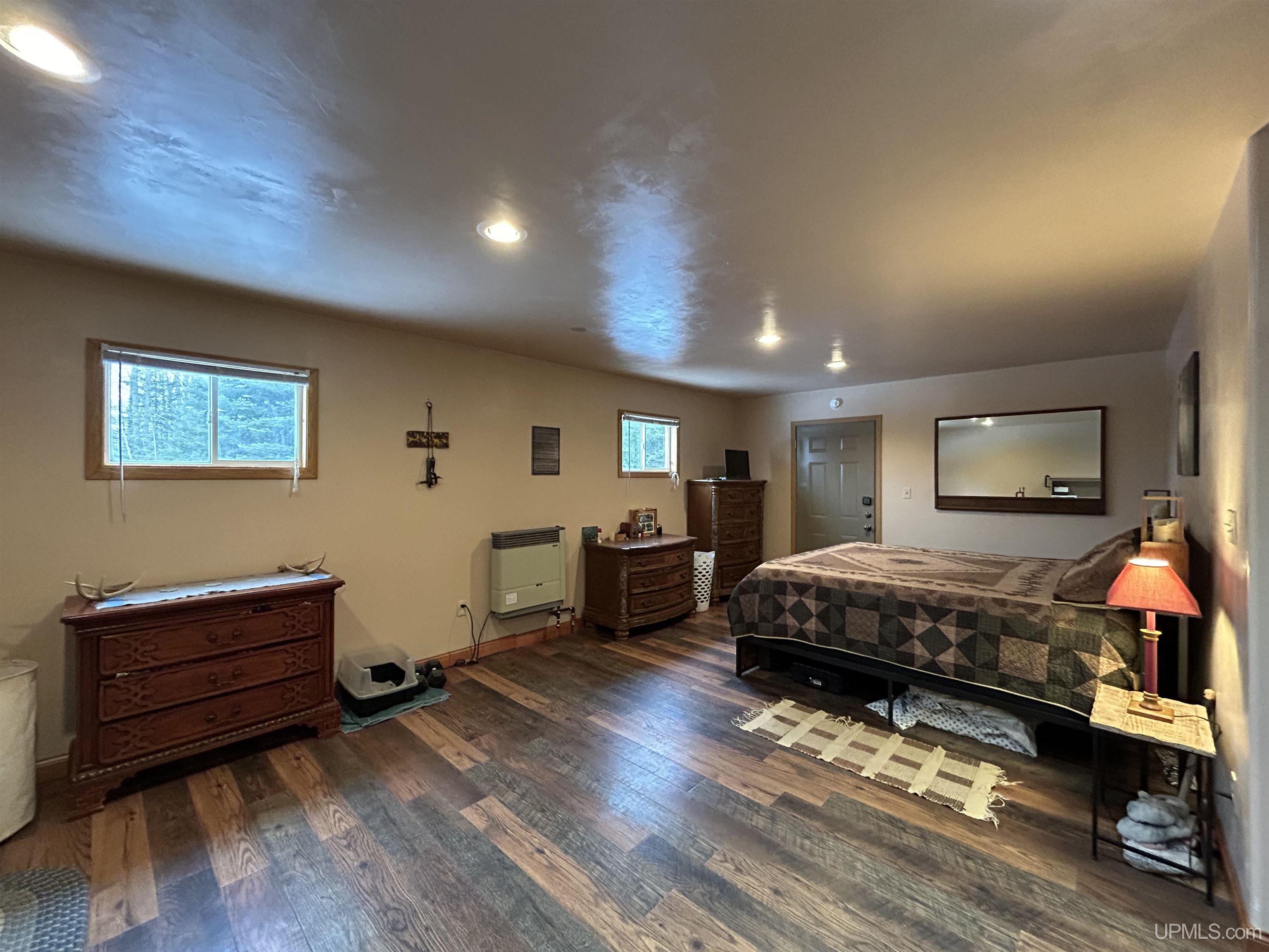 4620 County Rd Cove Champion, MI 49814 - Photo 11 of 32
