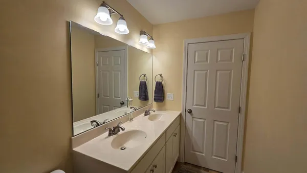 $286,700 | 25 Village Circle, Unit 2, Augusta, ME 04330