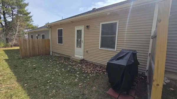 $286,700 | 25 Village Circle, Unit 2, Augusta, ME 04330