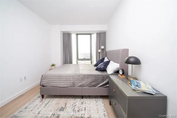 $3,800 | 33-71 Prince Street, Unit 14G | Flushing