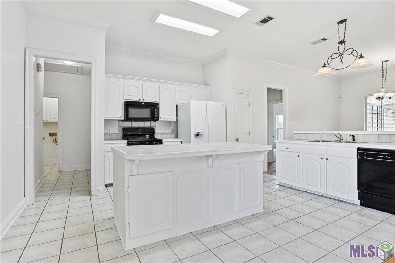 4906 Summa Court Baton Rouge, LA 70809 - Photo 8 of 20 Gallery Image 8
