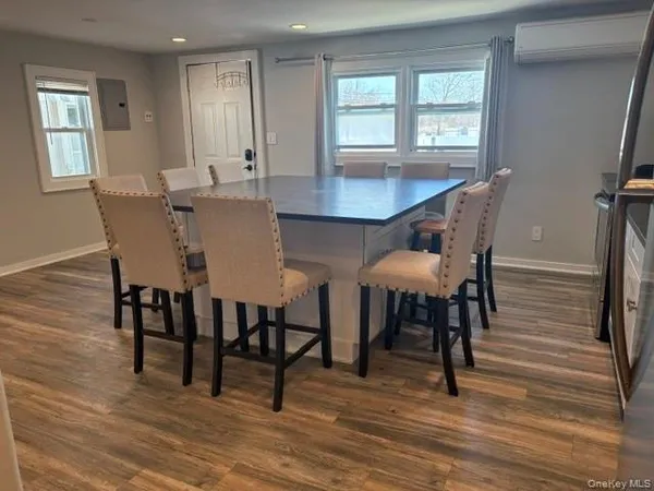 $2,500 | 424 Bayville Avenue, Unit BUNGALOW, Bayville, NY 11709