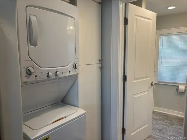 $2,500 | 424 Bayville Avenue, Unit BUNGALOW, Bayville, NY 11709