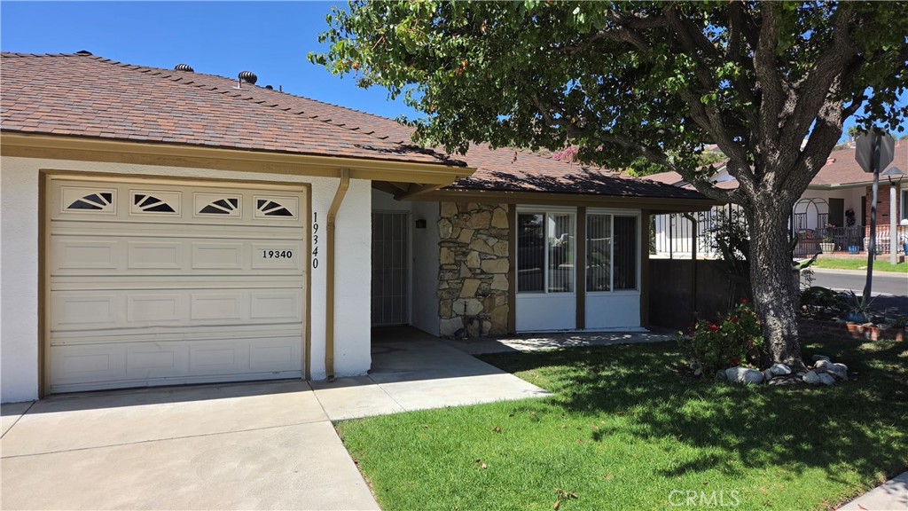 19340 Oak Crossing Road Newhall, CA 91321 - Photo 1 of 28