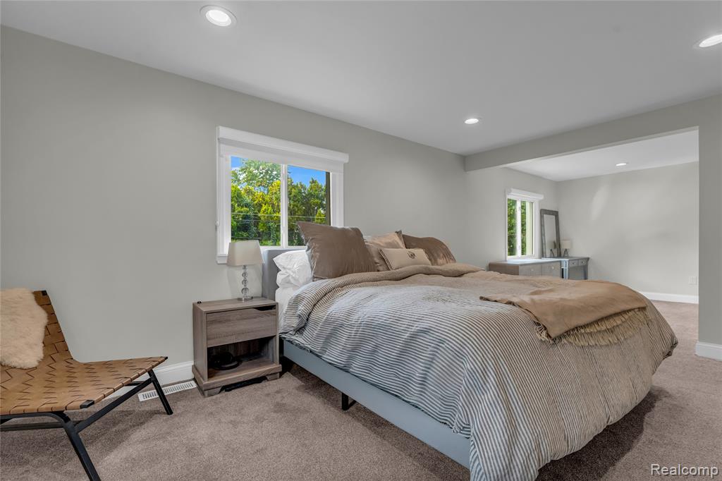 6736 Timber Ridge Drive Bloomfield Hills, MI 48301 - Photo 18 of 38 Gallery Image 18